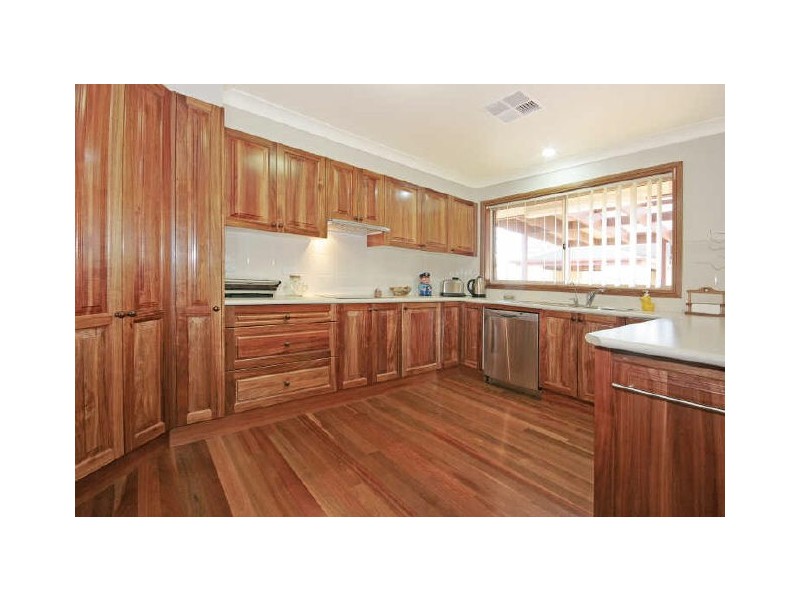8 France Place, Long Beach NSW 2536