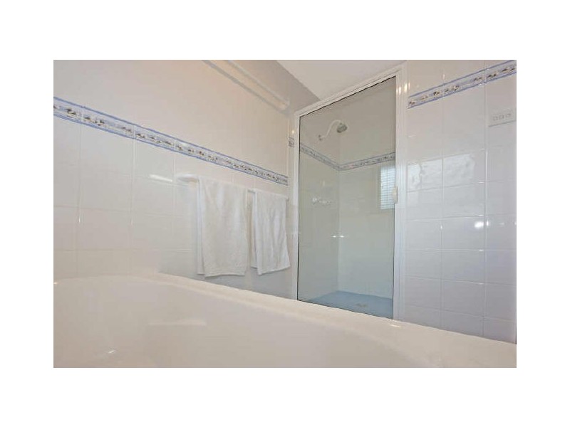 8 France Place, Long Beach NSW 2536