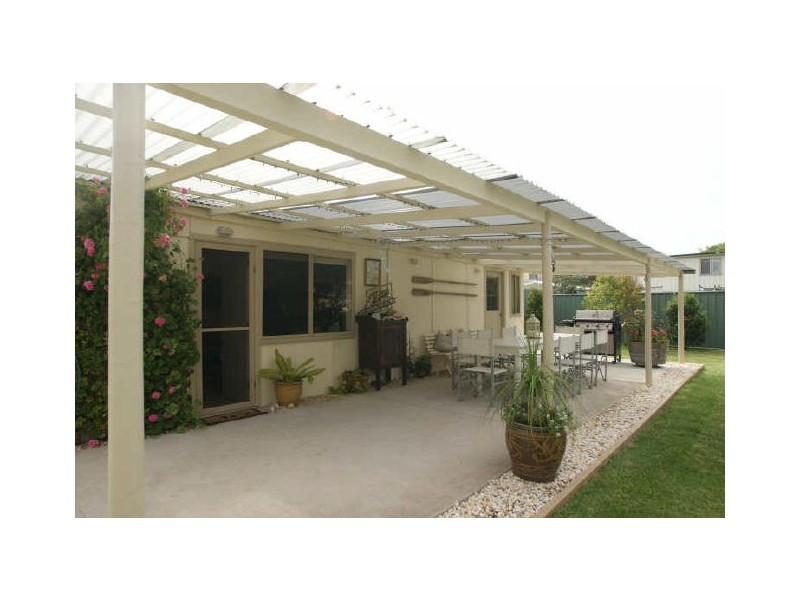 127 Ainslie Parade, Tomakin NSW 2537