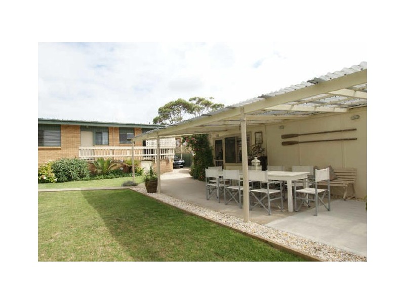 127 Ainslie Parade, Tomakin NSW 2537