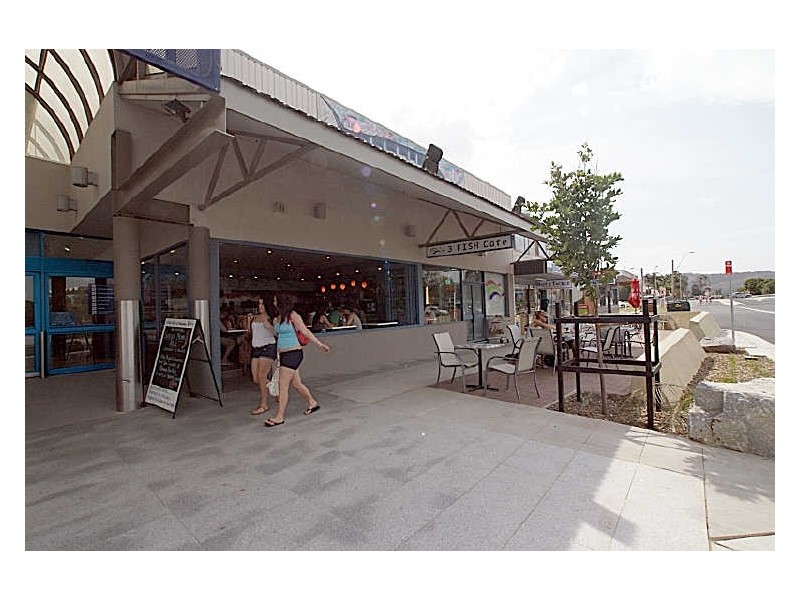 Clyde Street – 3Fish Cafe Bridge Plaza, Batemans Bay NSW 2536