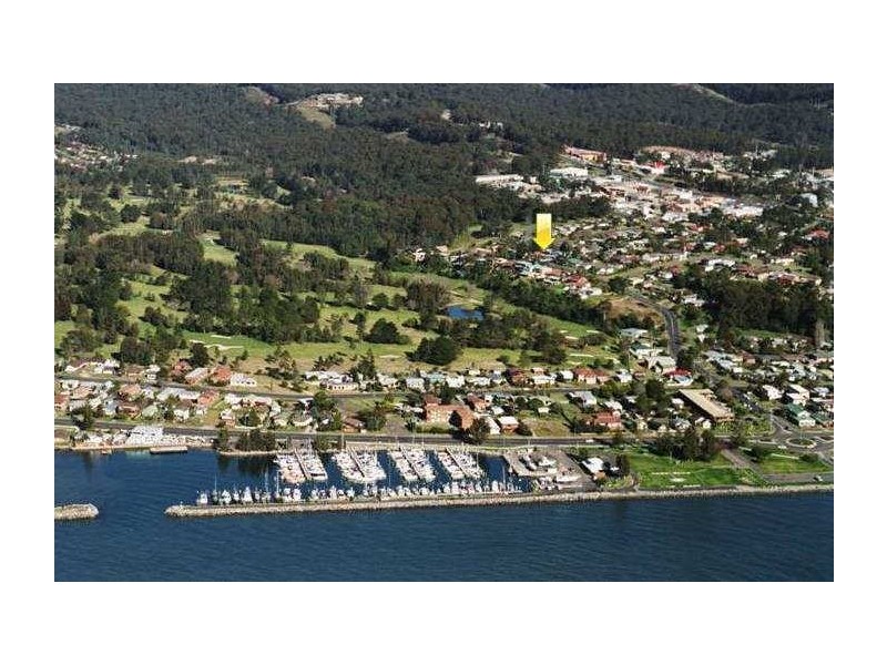32 Bavarde Avenue, Batemans Bay NSW 2536