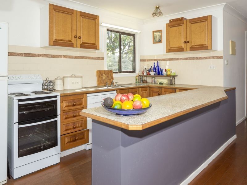 2154 George Bass Drive, Tomakin NSW 2537