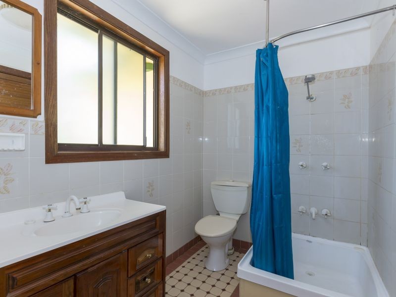 2154 George Bass Drive, Tomakin NSW 2537