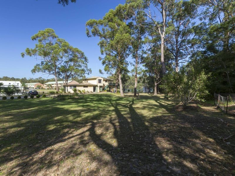 2154 George Bass Drive, Tomakin NSW 2537