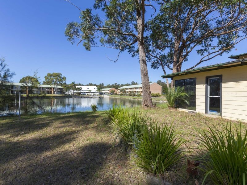 2154 George Bass Drive, Tomakin NSW 2537