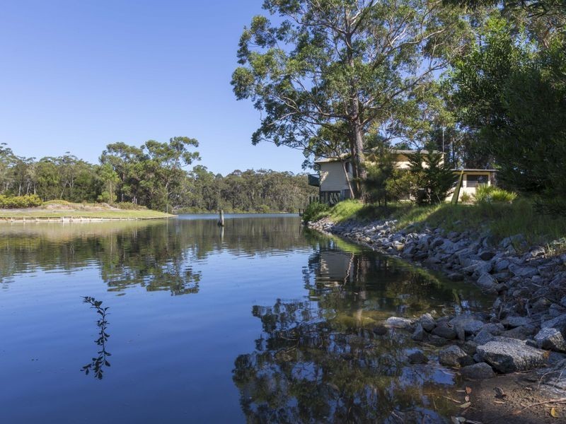 2154 George Bass Drive, Tomakin NSW 2537