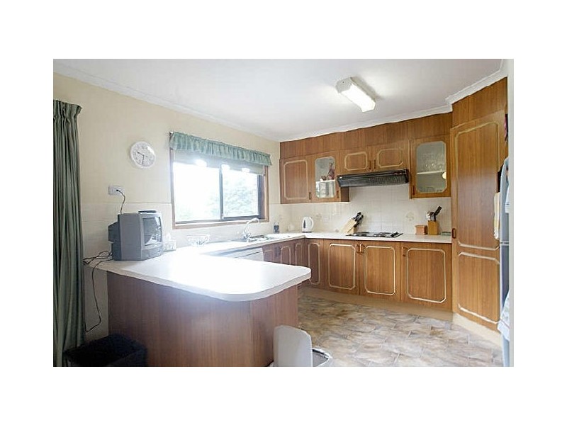 10 “Burrawang Lodge”/183 Beach Road, Sunshine Bay NSW 2536