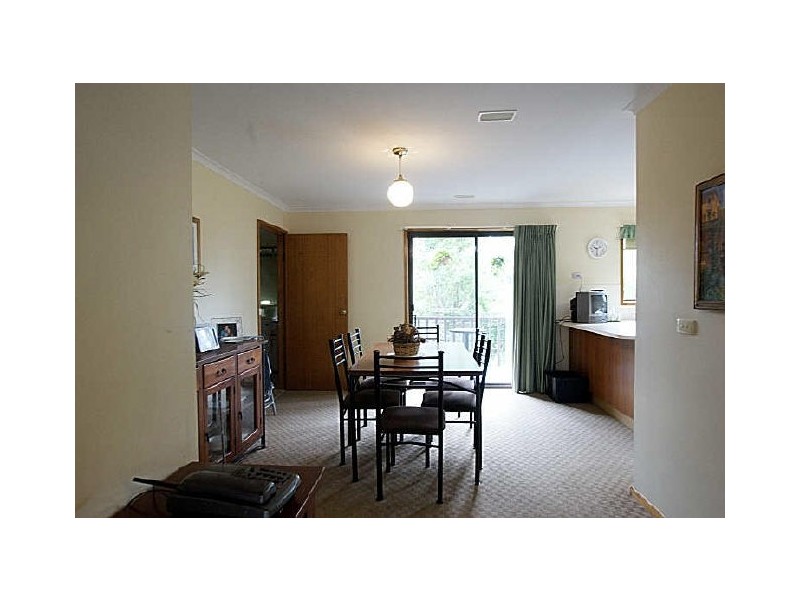 10 “Burrawang Lodge”/183 Beach Road, Sunshine Bay NSW 2536