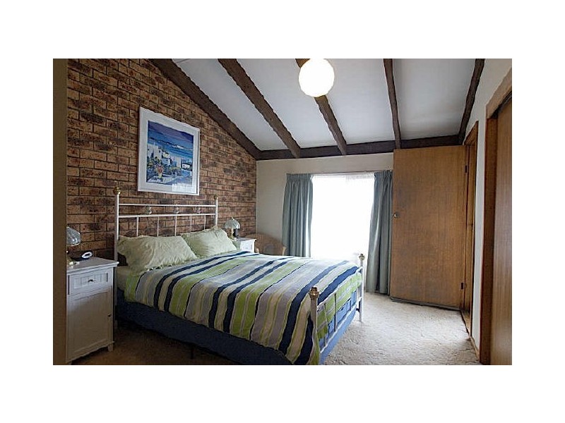 10 “Burrawang Lodge”/183 Beach Road, Sunshine Bay NSW 2536