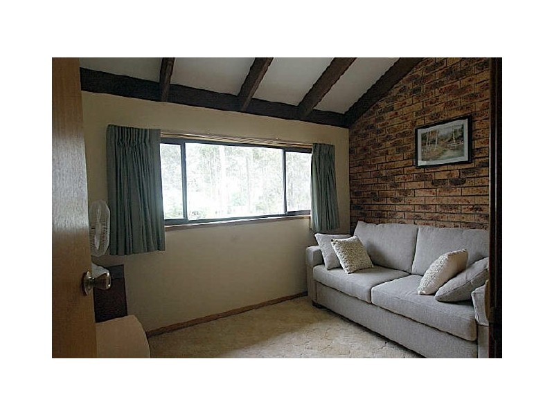 10 “Burrawang Lodge”/183 Beach Road, Sunshine Bay NSW 2536