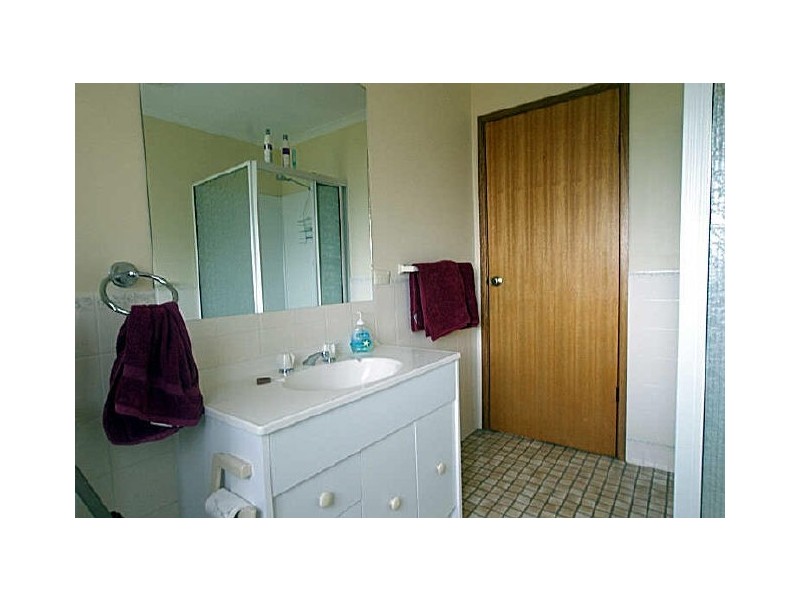 10 “Burrawang Lodge”/183 Beach Road, Sunshine Bay NSW 2536