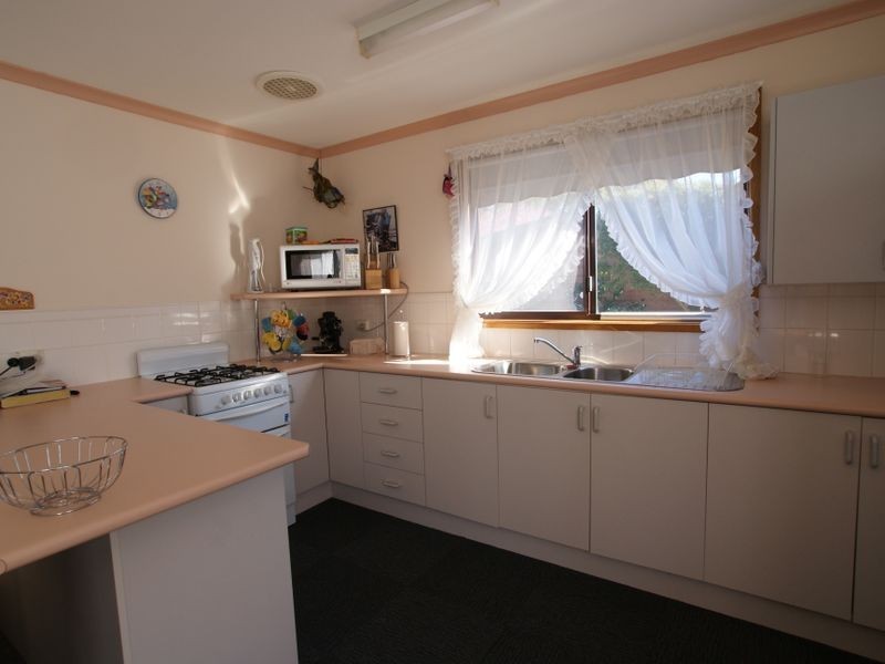 3/12 Old Princes Highway, Batemans Bay NSW 2536