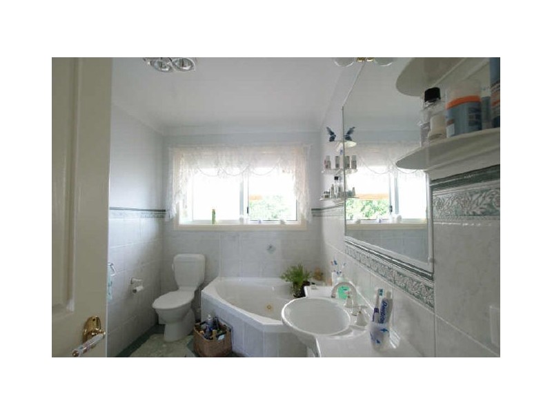 29 Tasman Street, Surf Beach NSW 2536