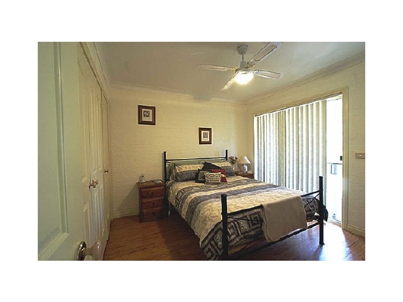 1/2 Lisa Place, Sunshine Bay NSW 2536