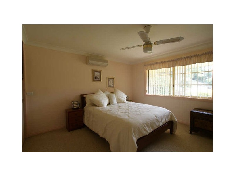 4 Mimosa Place, Malua Bay NSW 2536
