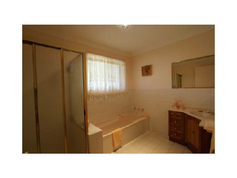 4 Mimosa Place, Malua Bay NSW 2536