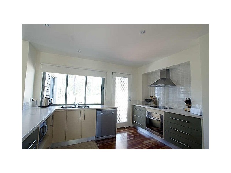 6 Bowerbird Place, Malua Bay NSW 2536