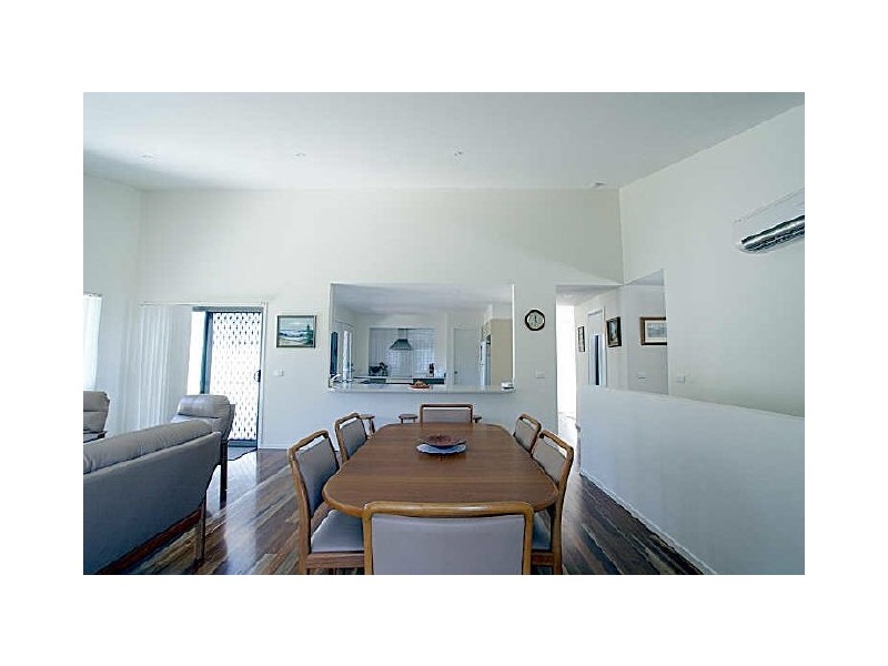 6 Bowerbird Place, Malua Bay NSW 2536