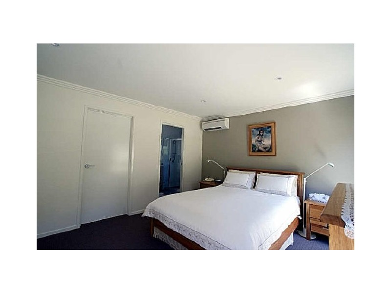 6 Bowerbird Place, Malua Bay NSW 2536