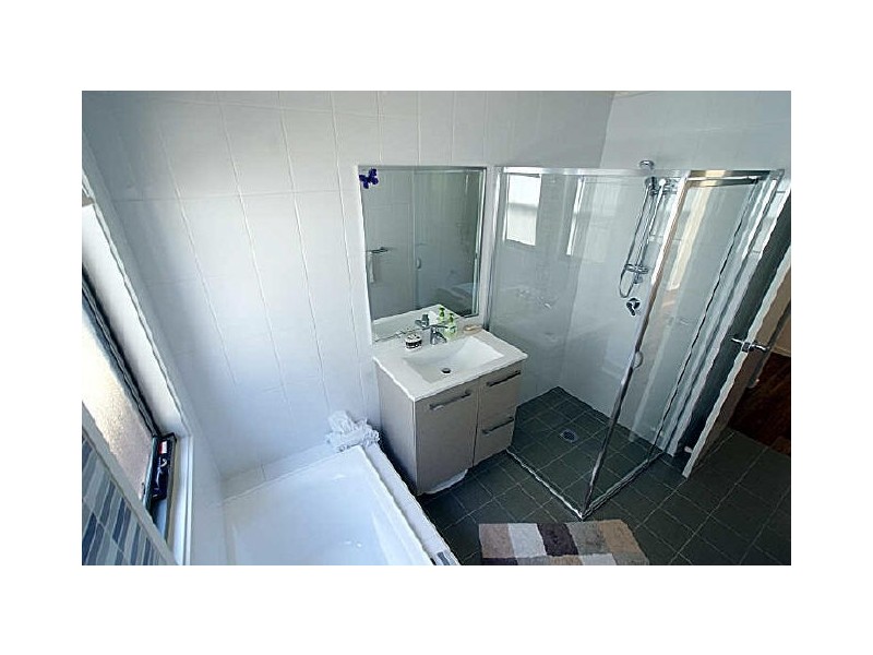 6 Bowerbird Place, Malua Bay NSW 2536