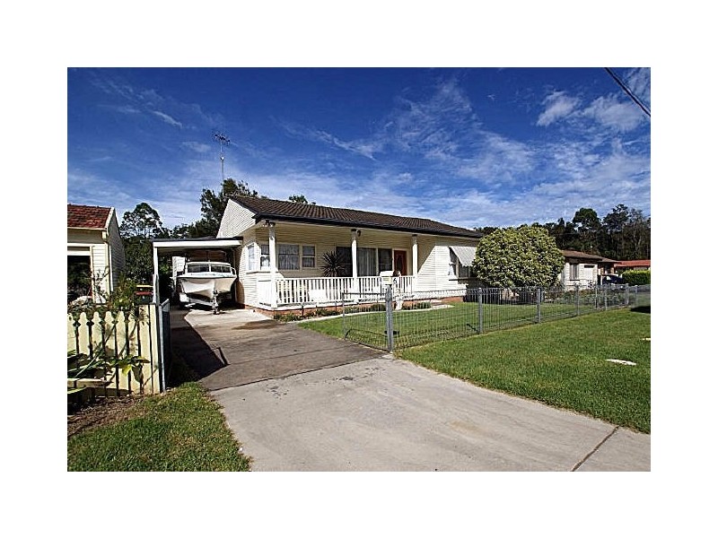 6 Clare Crescent, Batehaven NSW 2536