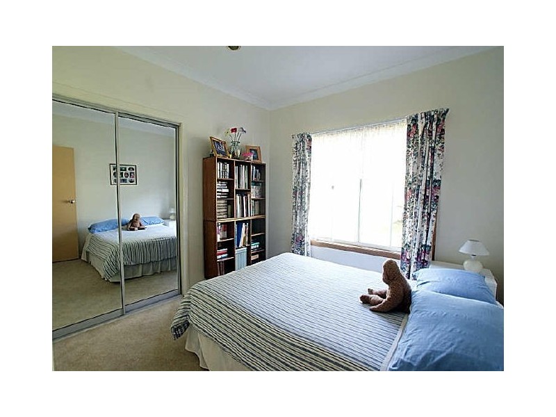 6 Clare Crescent, Batehaven NSW 2536