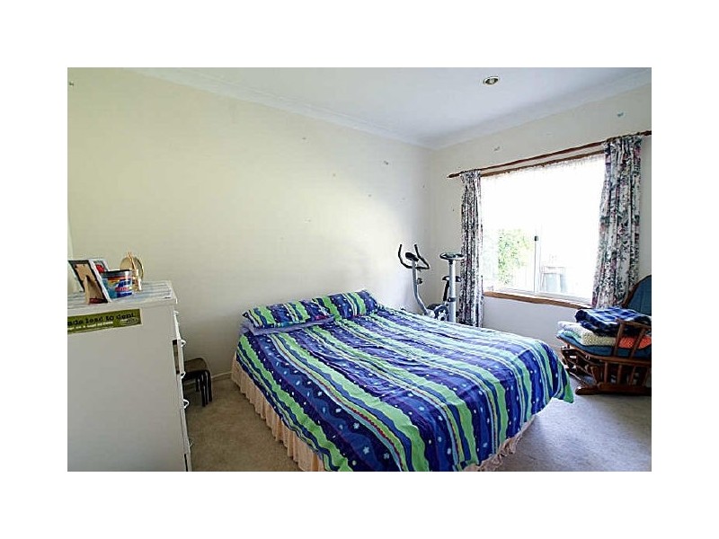 6 Clare Crescent, Batehaven NSW 2536