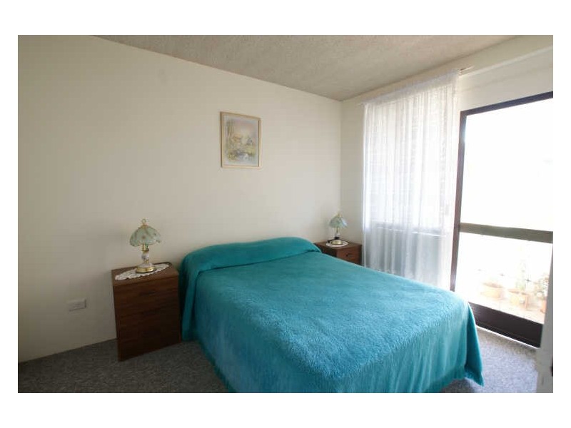 8/230 Beach Road, Batehaven NSW 2536