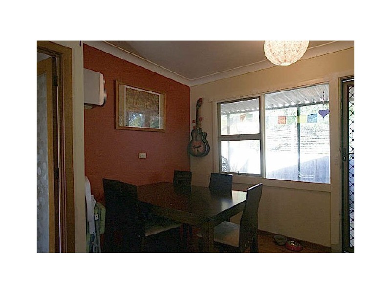 13 River Road, Mossy Point NSW 2537