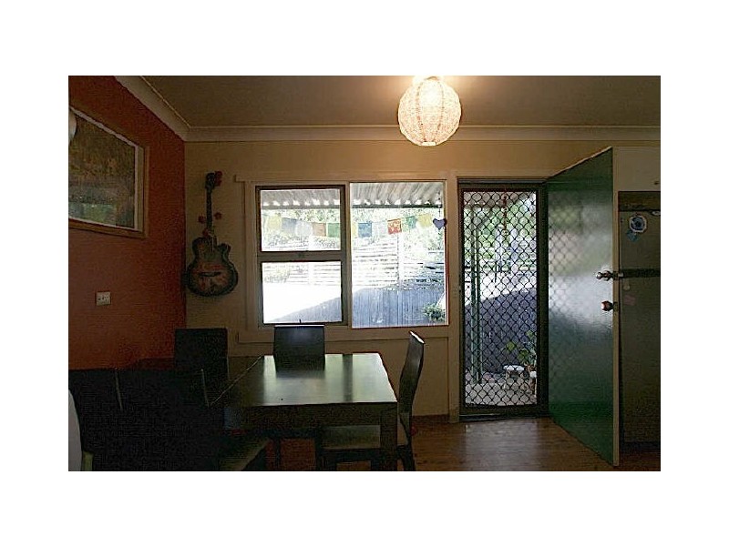13 River Road, Mossy Point NSW 2537