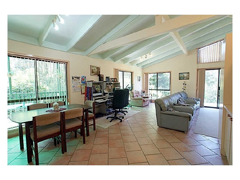 1 Allinga Close, Lilli Pilli NSW 2536