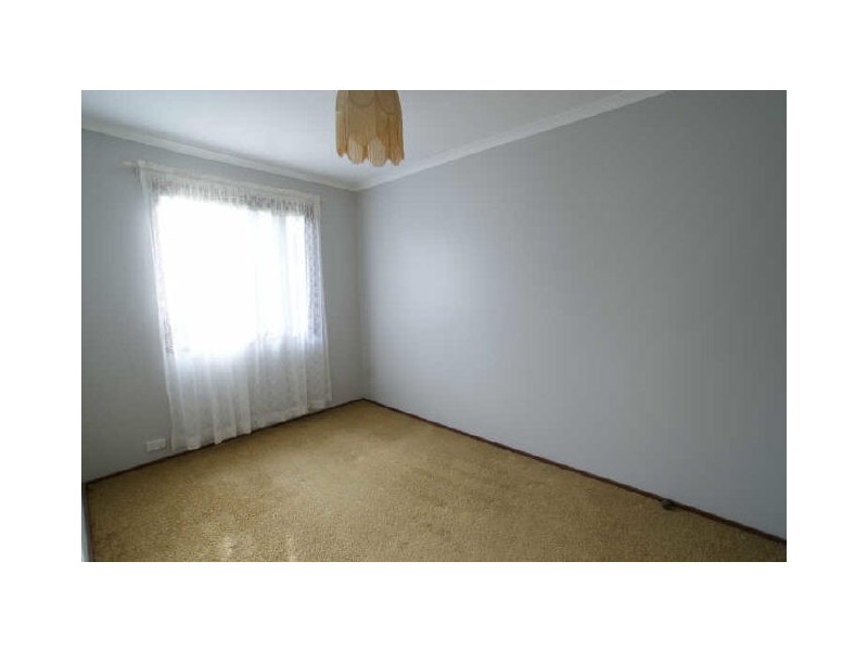 25 Edward Road, Batehaven NSW 2536