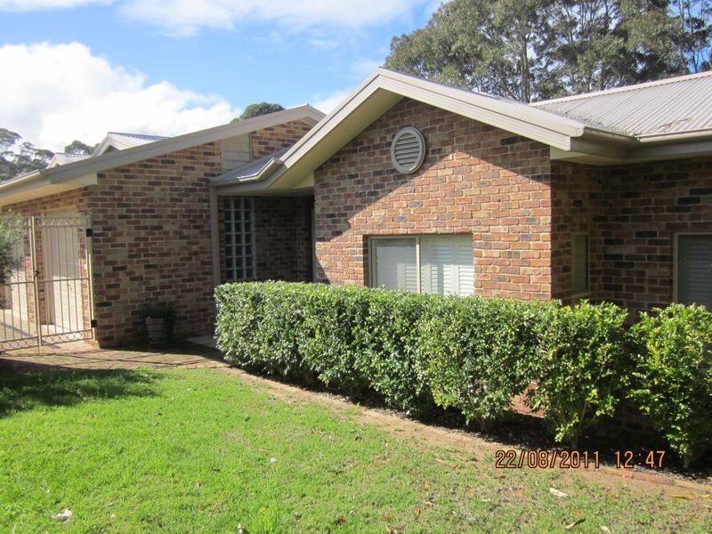 4 Graydon Ave, Denhams Beach NSW 2536