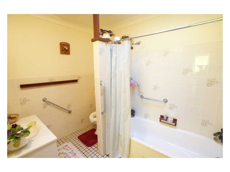 78 Country Club Drive, Catalina NSW 2536