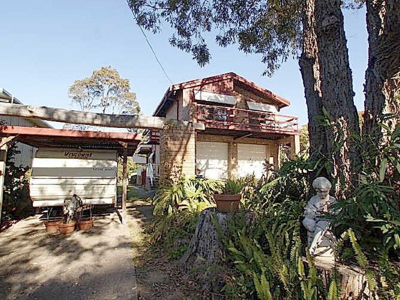 2 Denham Ave, Denhams Beach NSW 2536