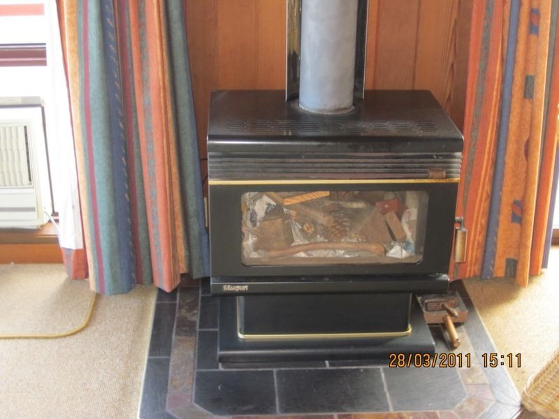 2 Denham Ave, Denhams Beach NSW 2536