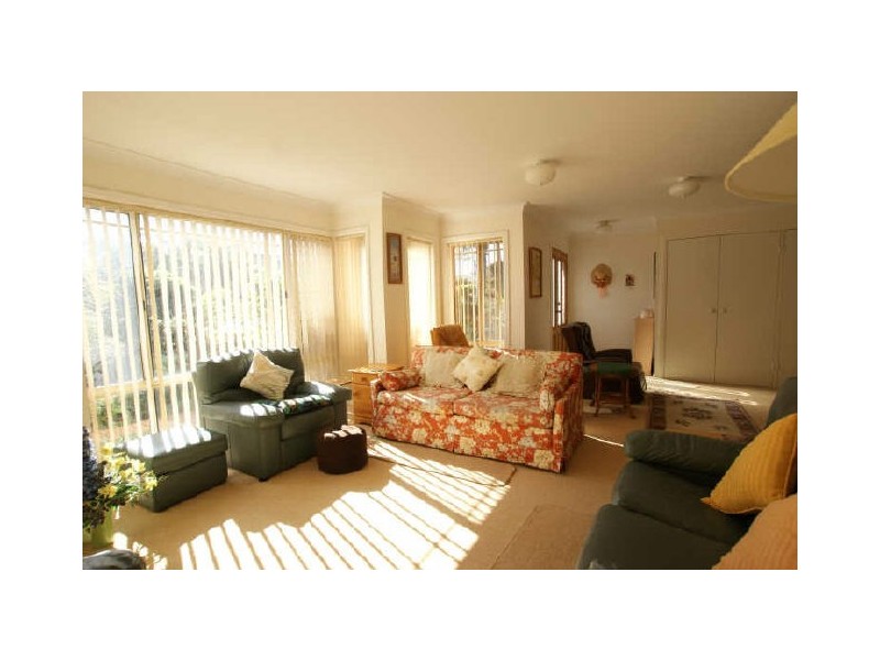 9/2 Graydon Avenue “The Shores”, Denhams Beach NSW 2536