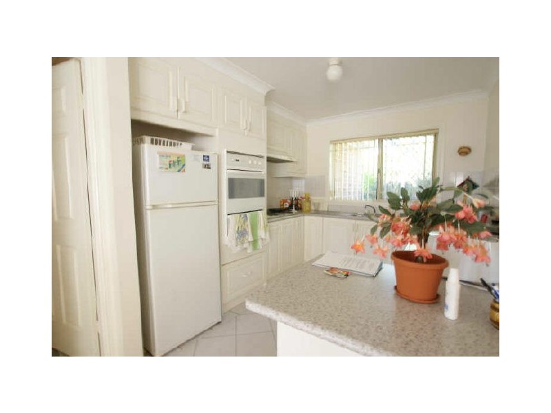9/2 Graydon Avenue “The Shores”, Denhams Beach NSW 2536