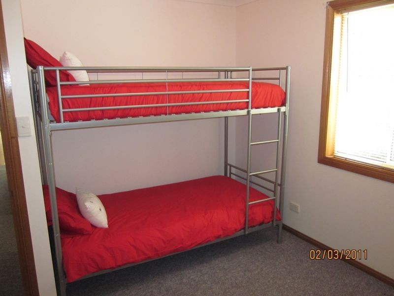 1/3 May Parade, Broulee NSW 2537