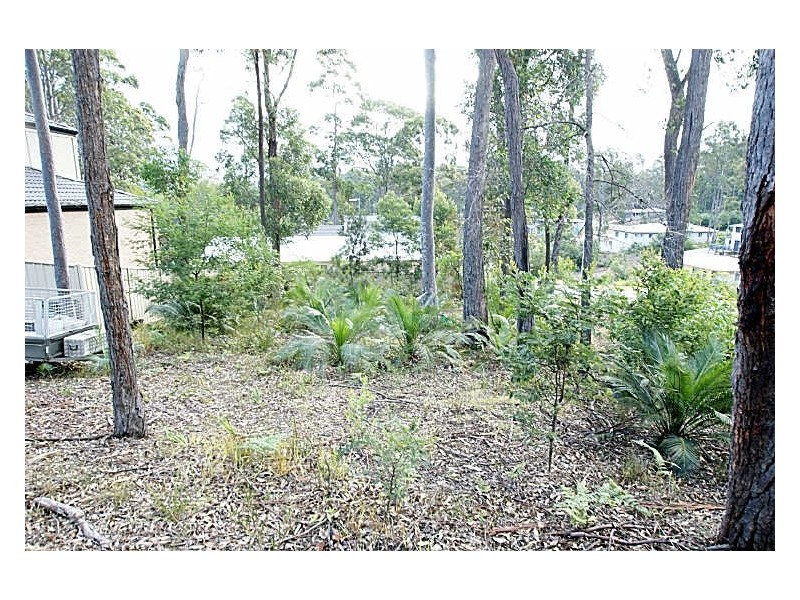 90 Litchfield Crescent, Long Beach NSW 2536