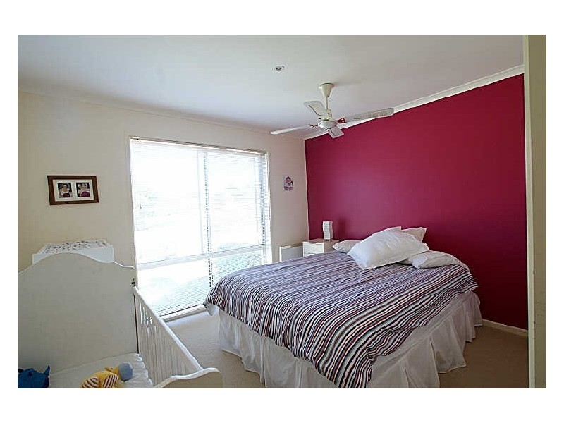 39 Thomas Mitchell Crescent, Sunshine Bay NSW 2536