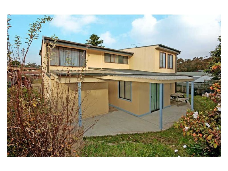 6 Johnson Place, Surf Beach NSW 2536