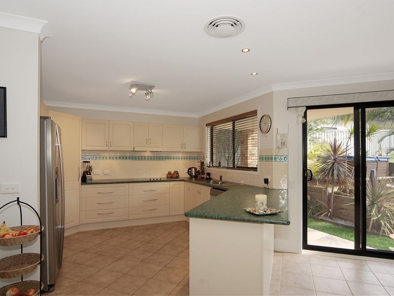 8 Protea Place, Catalina NSW 2536