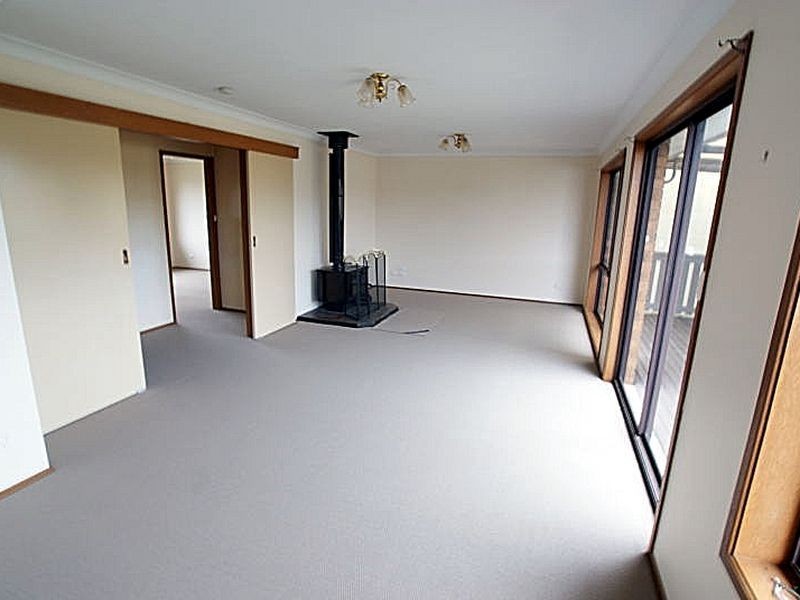 97 Sunpatch Pde, Tomakin NSW 2537