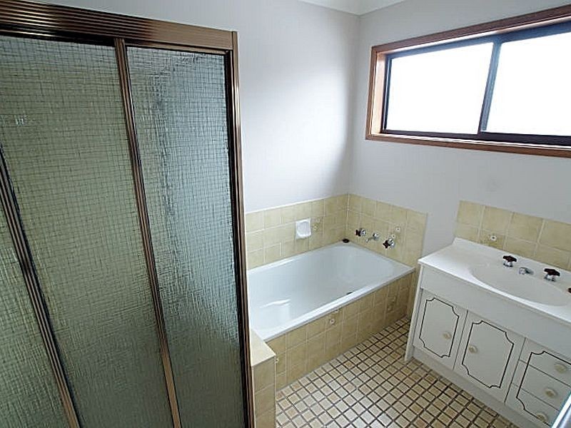 97 Sunpatch Pde, Tomakin NSW 2537