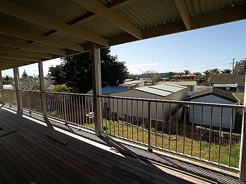 2/65 Golf Links Drive, Batemans Bay NSW 2536