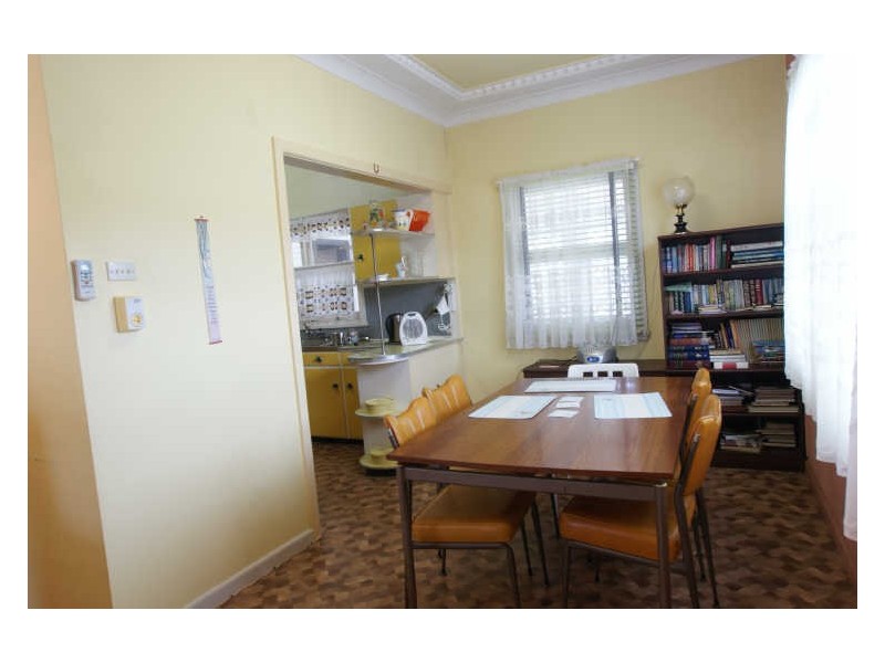 37 Clyde Street, Batemans Bay NSW 2536