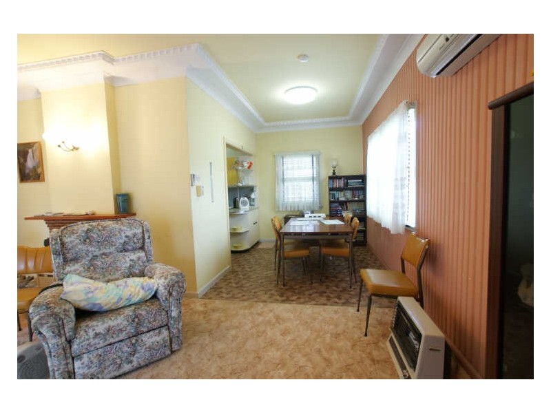 37 Clyde Street, Batemans Bay NSW 2536