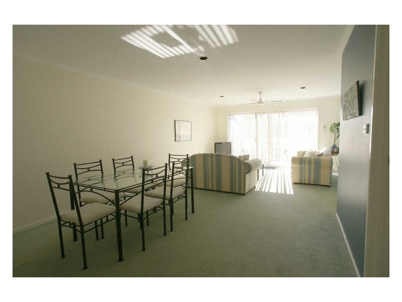 24/18 Newth Place, Surf Beach NSW 2536